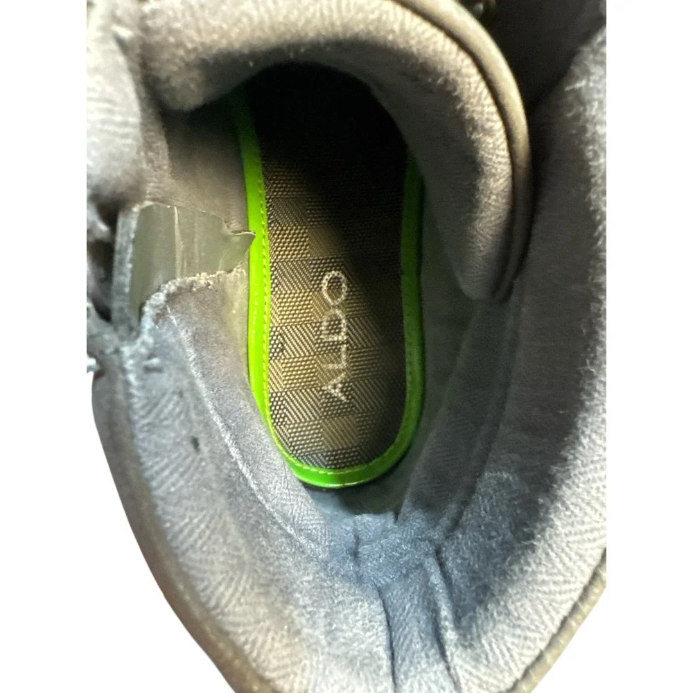 Aldo step out